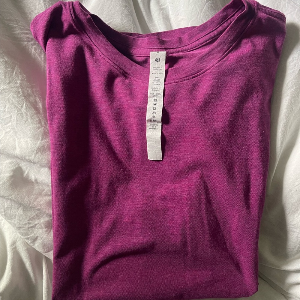 LILULEMON tee